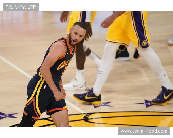 库里父子同场竞技三分大赛或成新亮点引发球迷热议